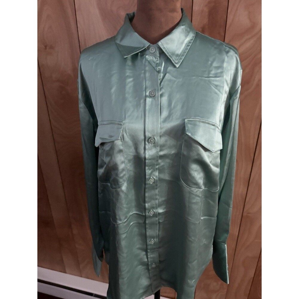 Loft Women’s Satin Wide Cuffed Utility Shirt‎ size Medium M NWT Green - Picture 2 of 8
